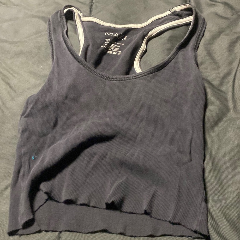 Large black cropped tank top